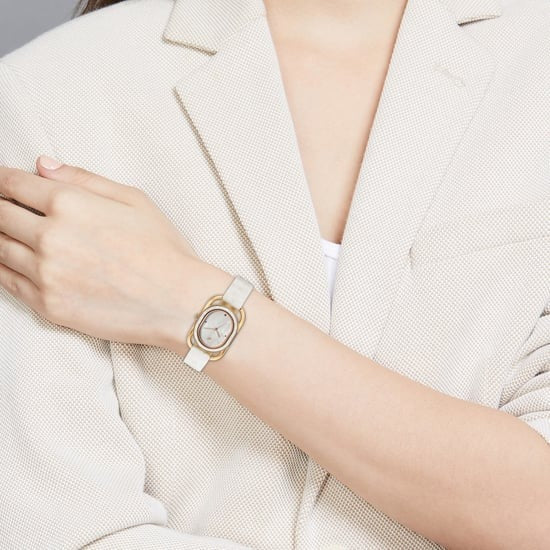Fastrack Younique 3.0 Quartz White Oval Dial Women's Watch