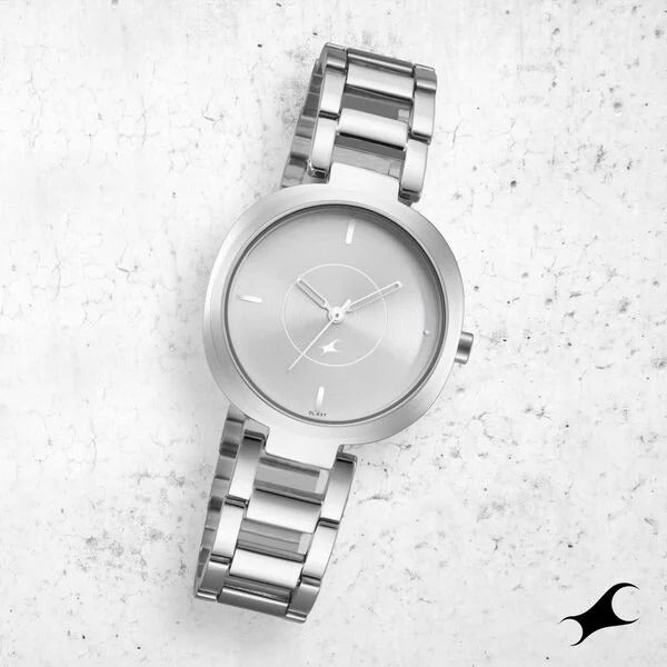 Fastrack Stunners Quartz Analog Silver Dial Metal Strap Watch for Women