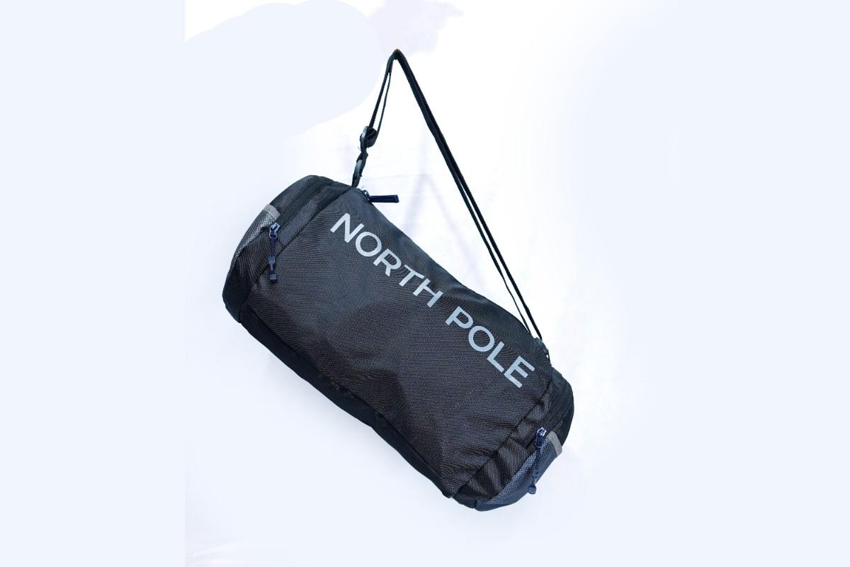 North Pole| Gym Bags- Gym Bags with shoe compartment (Black) | Gym Bag for Fitness Training | Sports Bag for Gym Yoga Travel | Workout Gym Bag with Shoe Compartment | Gym Bag for Office to Gym