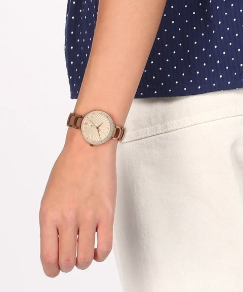 Fastrack Ruffles Quartz Analog with Date Beige Dial Stainless Steel Strap Watch