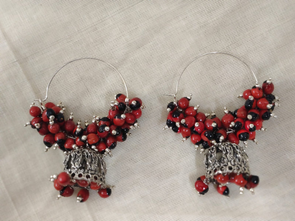 Earrings - Kunnikuru Earring | Red white Kunnikuru earrings | Beaded Kunnikuru earrings | Handmade Kunnikuru earrings | Antique Kunnikuru earrings | Ethnic Kunnikuru jewelry