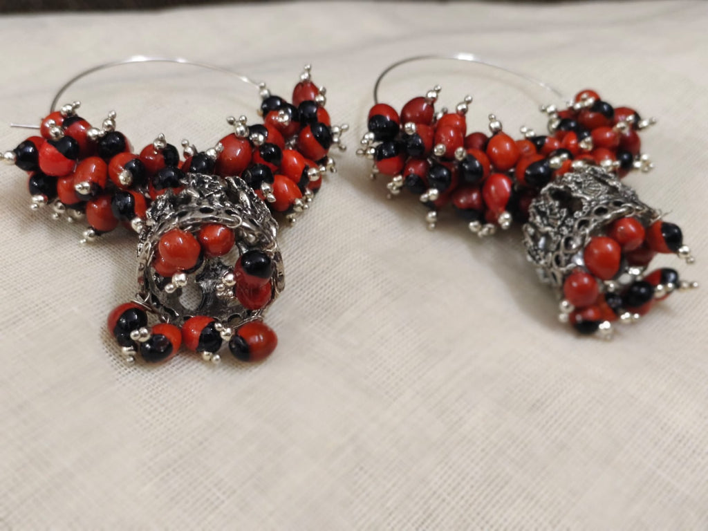 Earrings - Kunnikuru Earring | Red white Kunnikuru earrings | Beaded Kunnikuru earrings | Handmade Kunnikuru earrings | Antique Kunnikuru earrings | Ethnic Kunnikuru jewelry