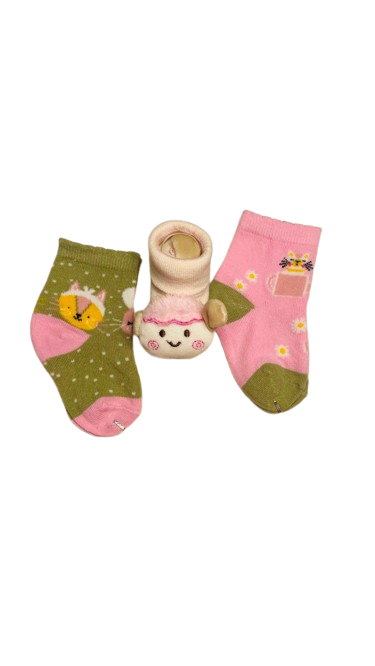Combo | Baby Girl Ruffle Romper| Baby Printed Socks| Hooded Cotton Bath Towel | Baby Cotton Bootie Socks | Newborn Cotton Muslin Cloths | Gift Set |