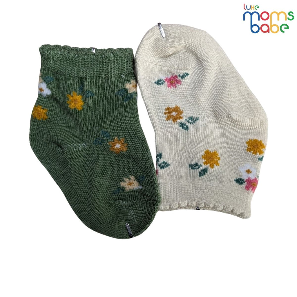 Baby Socks - Pack of 2 for Baby Girls ( 0 - 6 Months ) , Color - Green & Cream, cute baby socks, green baby socks, cream baby socks,