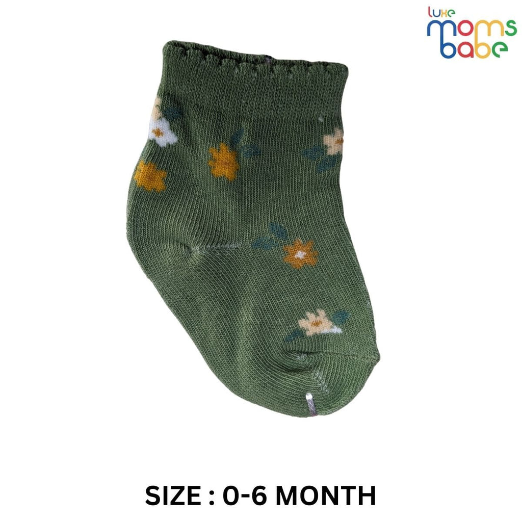 Baby Socks - Pack of 2 for Baby Girls ( 0 - 6 Months ) , Color - Green & Cream, cute baby socks, green baby socks, cream baby socks,
