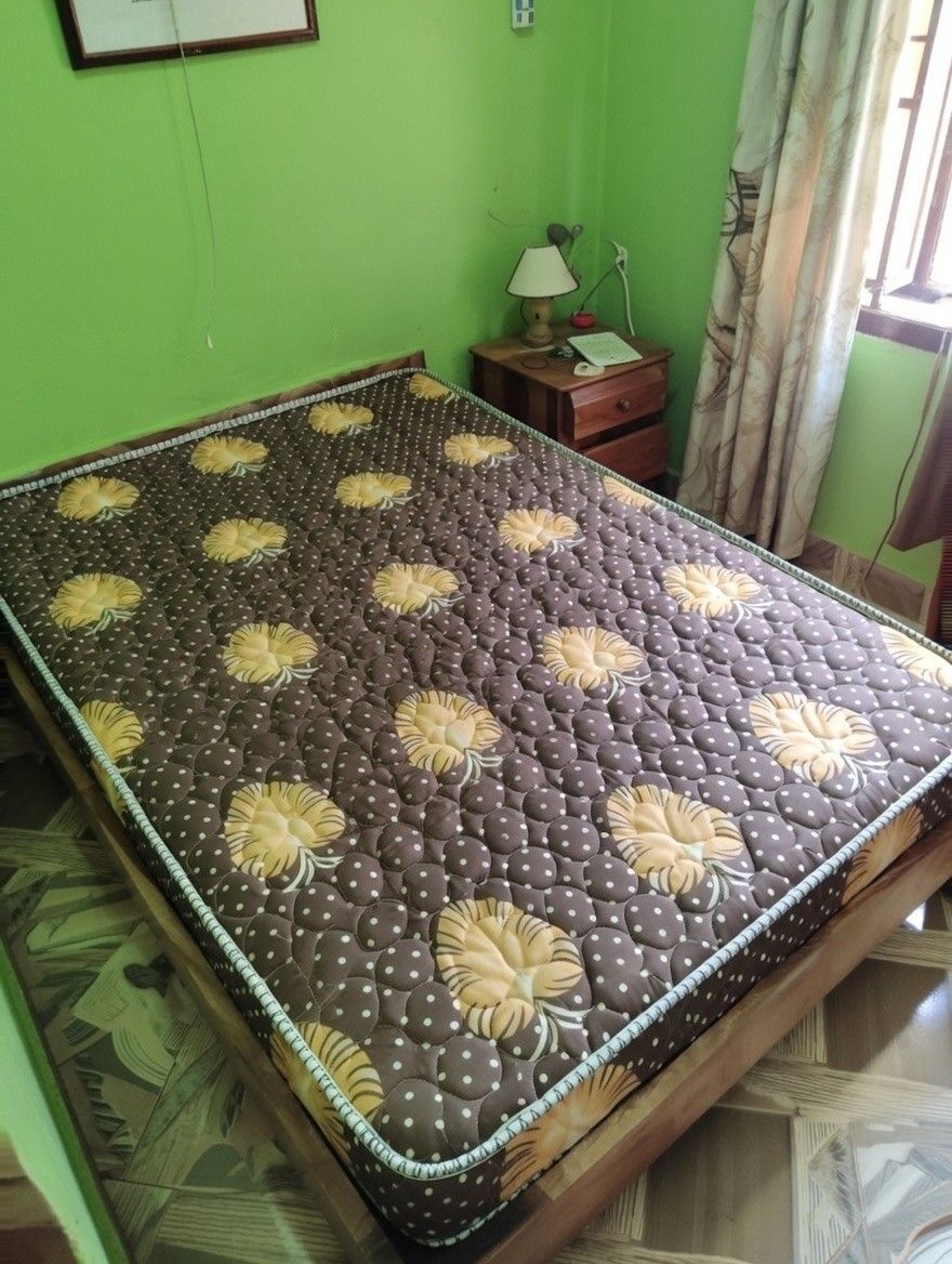 Coir ‘o’ Flex Plus Natural rubberised coir mattress and pillow.