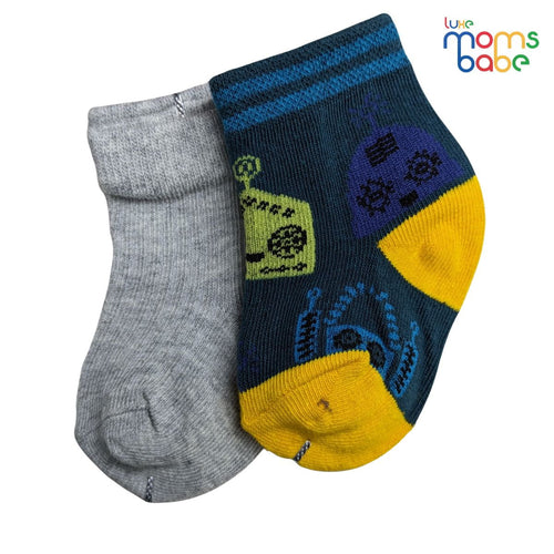 Baby Socks - Pack of 2 for Baby boys ( 0 - 6 Months ) Color - Dark Green & Gray